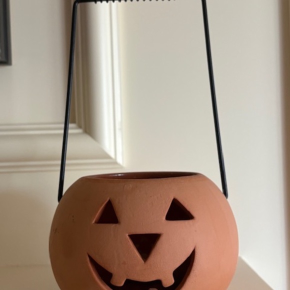 5 Clay Pumpkin Tealight Candle Holders - Picture 3 of 3